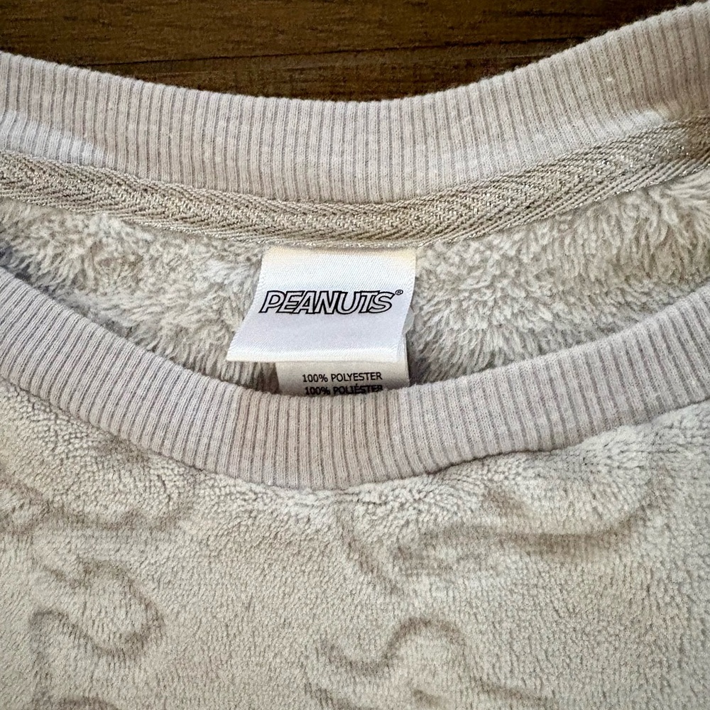 Snoopy Light Gray Crewneck and Matching Pants - Size small! - Picture 4 of 8